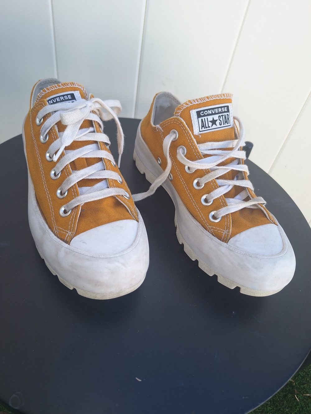 Converse Women Low Top Sneakers in Mustard Yellow and White Size 7